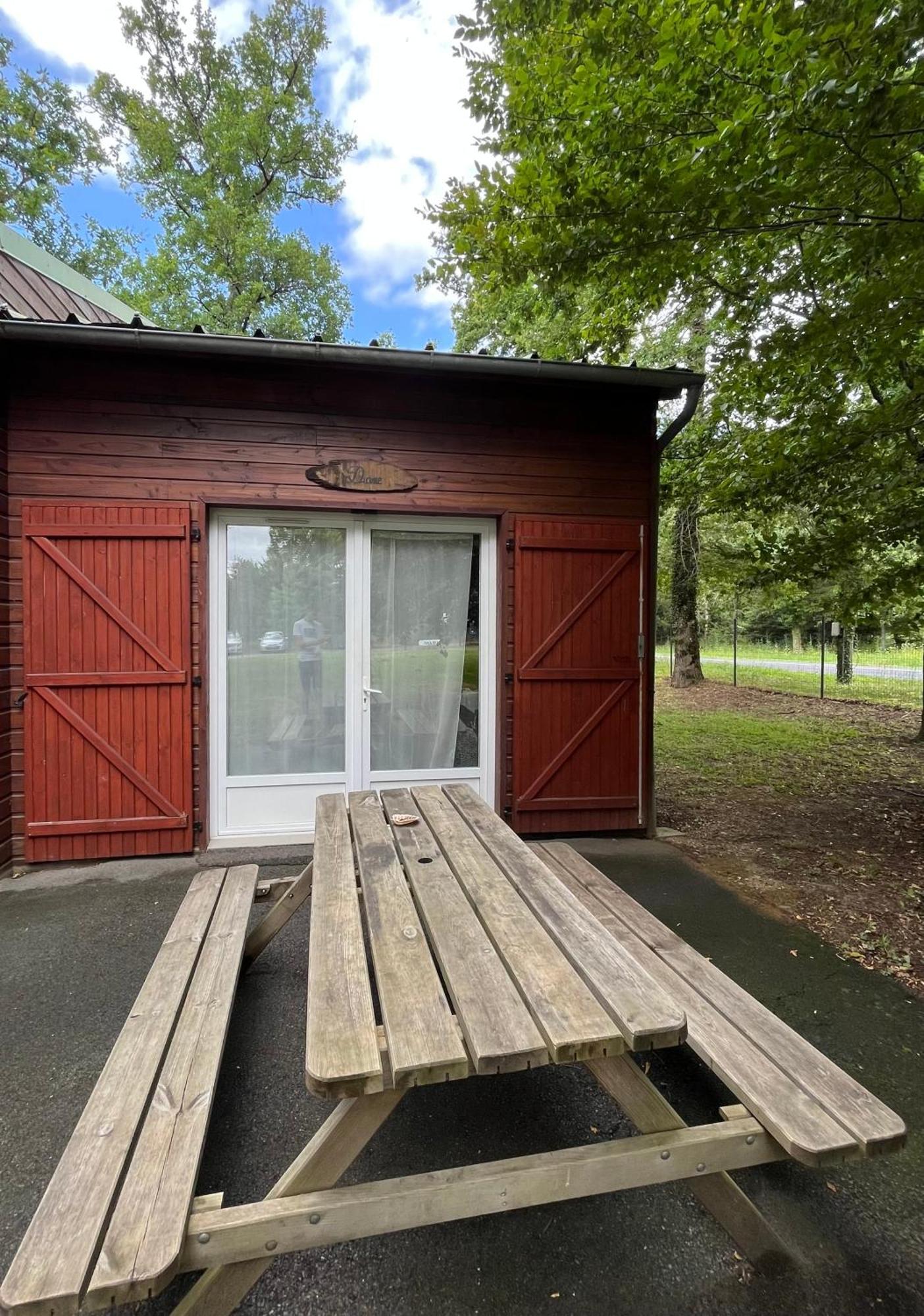 Chalets Mouliere Evasion Montamisé Eksteriør billede